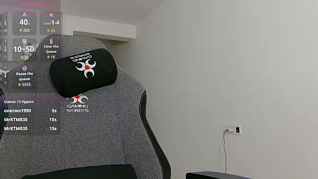 LovelyBianca live