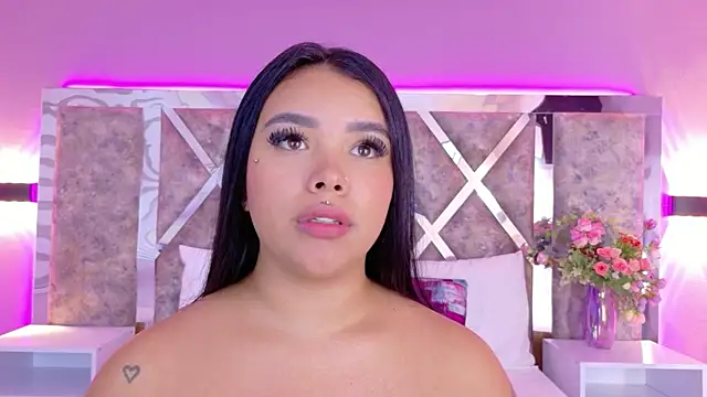 MarianaGarciaa__ live