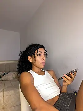 nicoleebony1 profile