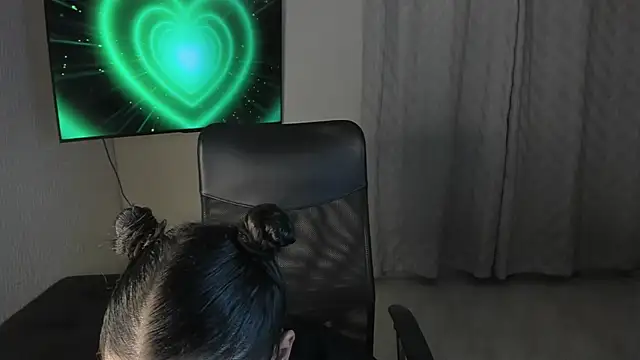 PaulinaBelushi live