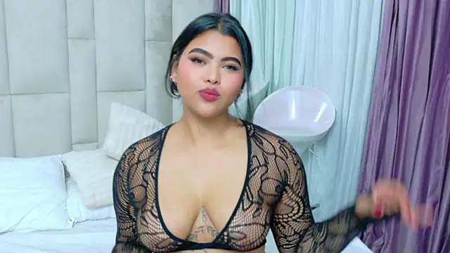 SophiaCollinss live