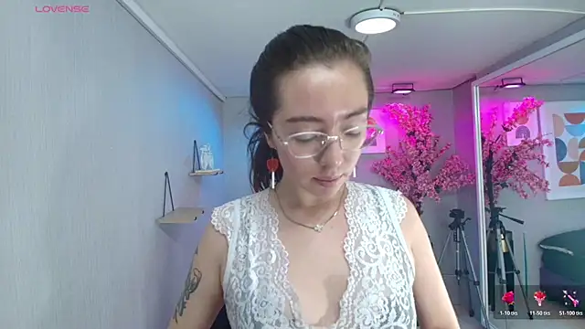 Veronica_miiller live