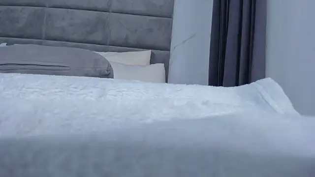 Chloee_White live