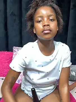 Littlebunny33 live
