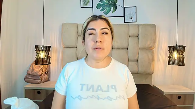 AdharaSmithh live
