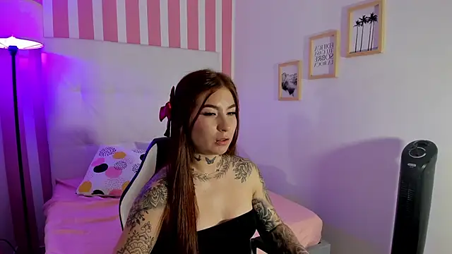 Samantha_Lenox live