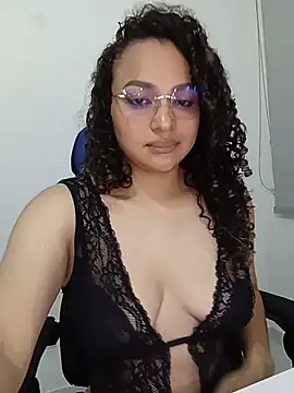 MaryMoon06 live