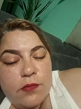 nikoleadina live