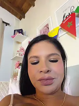 Elara_Luxe live
