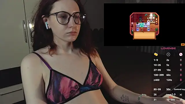 PricklyPeach live