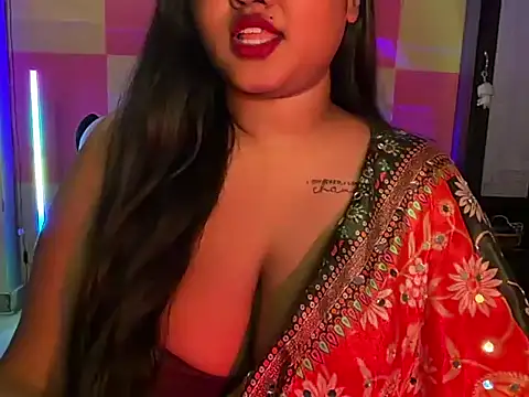 kiara-11 live