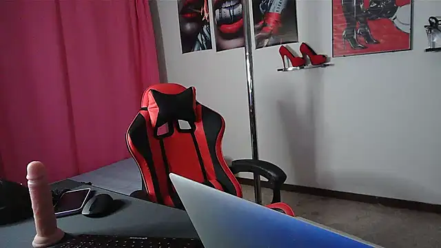 LolaSelvaggia live