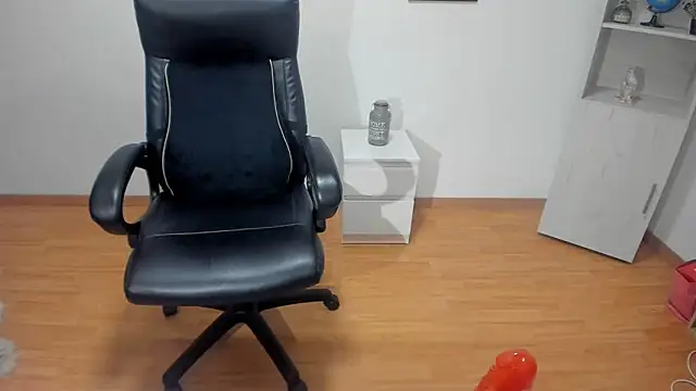 Yum_Mabel live