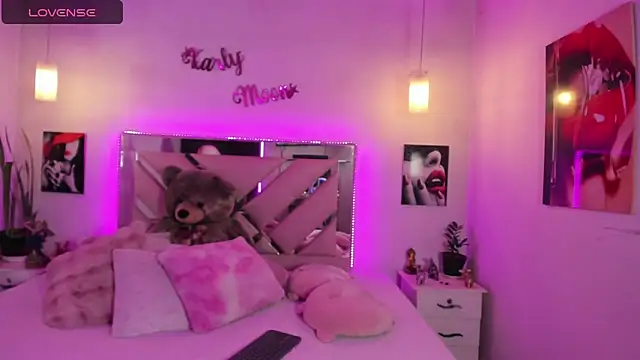 Karly_moon live