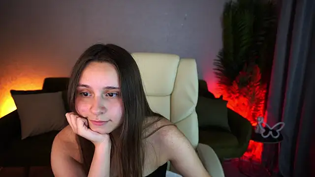TinyNatalie profile