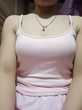 LucyyLy live