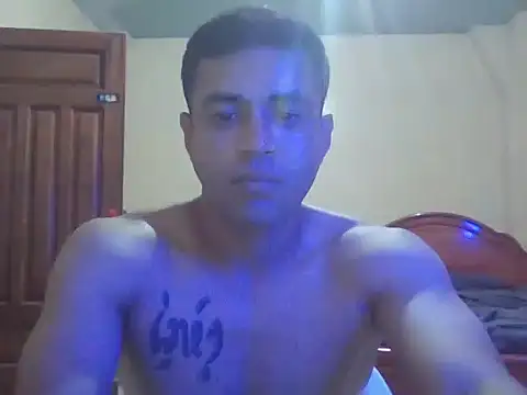 User_02_ live