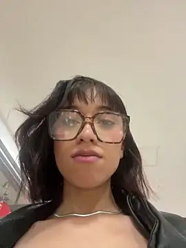 miss_alahia live