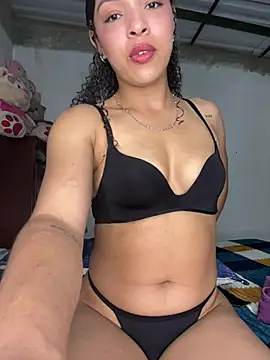 Yasmin777_ live