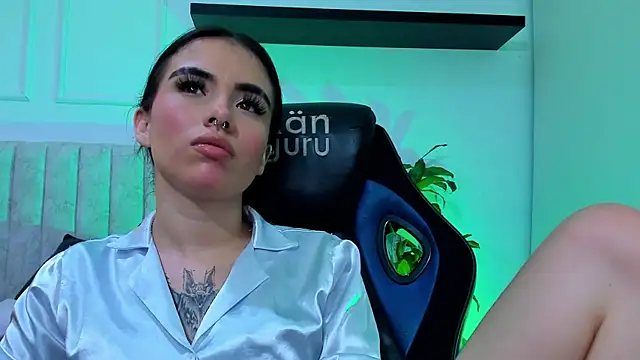 isabella_hv live