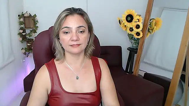 Ghada_milf live