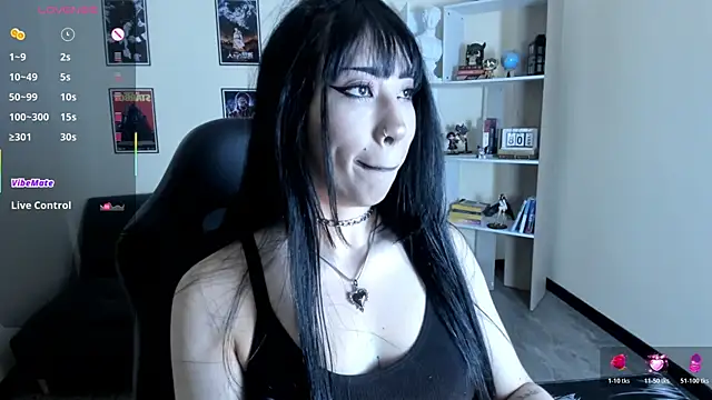 Ravenelle_ live