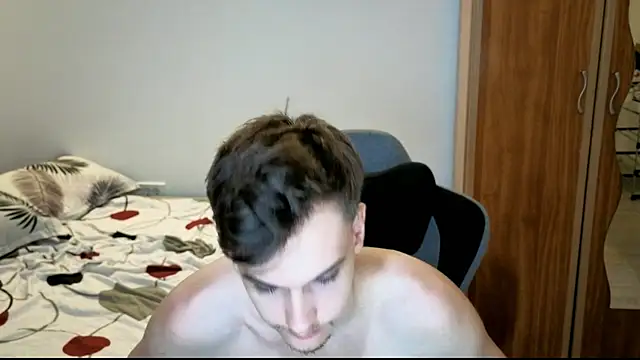 BradyFlint live