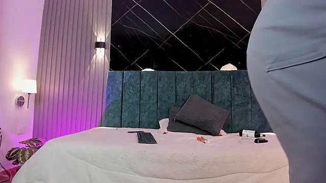 Bella_Riverss live