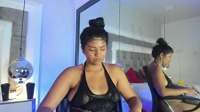 Natasha_Broown live