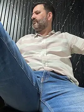Hairy_Dad86 live