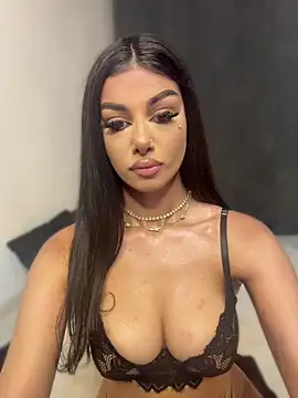 SiennaBellamy live