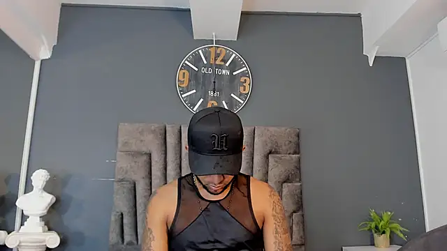 Robin_Rief live
