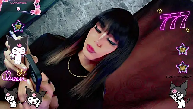 Megaan_Dolll live