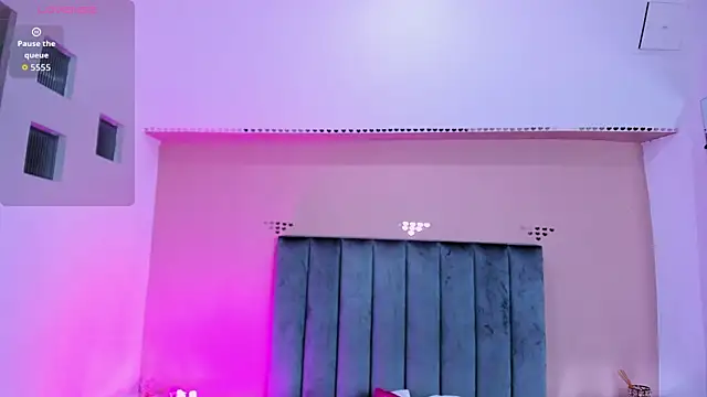 MiaPortmass_ live