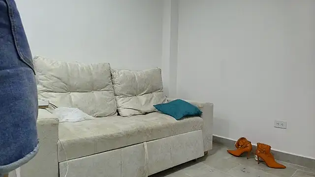 roxana_collins live