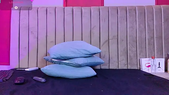 lexielancaster_cr live