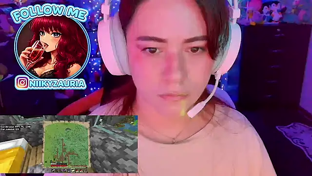 _niiky live