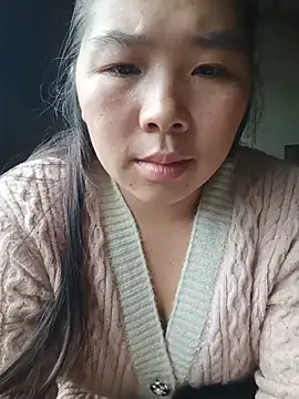 quynhkoolbae live