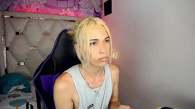 Larry_craft live