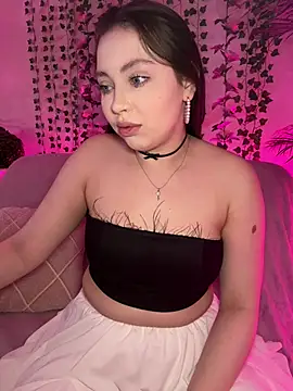 _CarlaDoll live