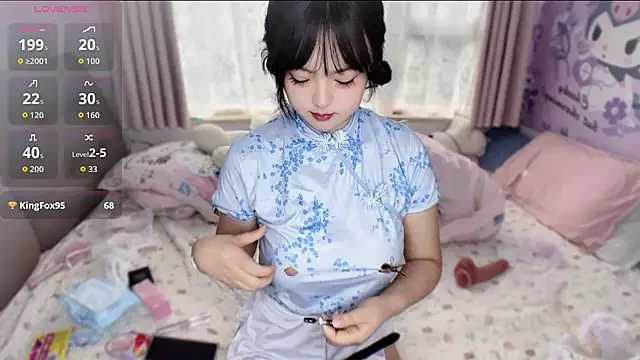 Lulu0one8 live