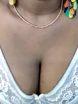 Hotty_Kavita live