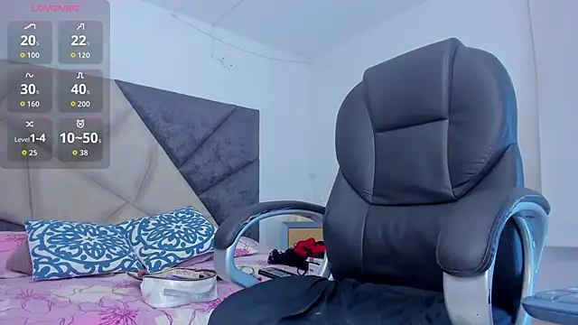 SaskiaGrendel live