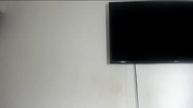 Fox_Loves live