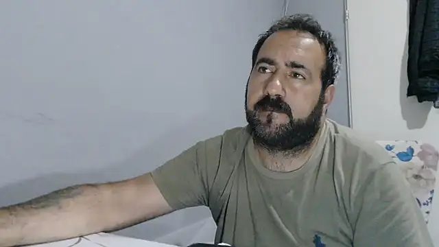 -dark-look- live