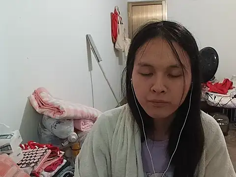 RebelAura live