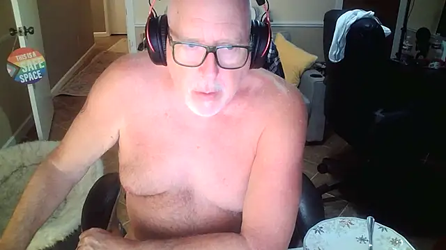 superbearboss live