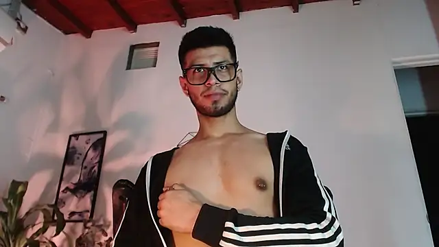 Colby_brown03 live