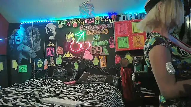 Splash_Queen420 live