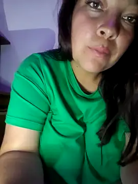 CurvyMilen live